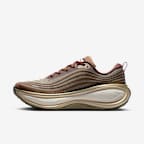 NIKE公式】ナイキ ボメロ プラス メンズ ロード ランニングシューズ